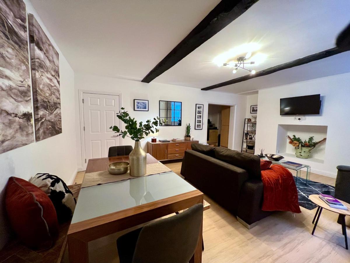 Superbly Located 2 Bedroom Luxury Apartment Bath Extérieur photo