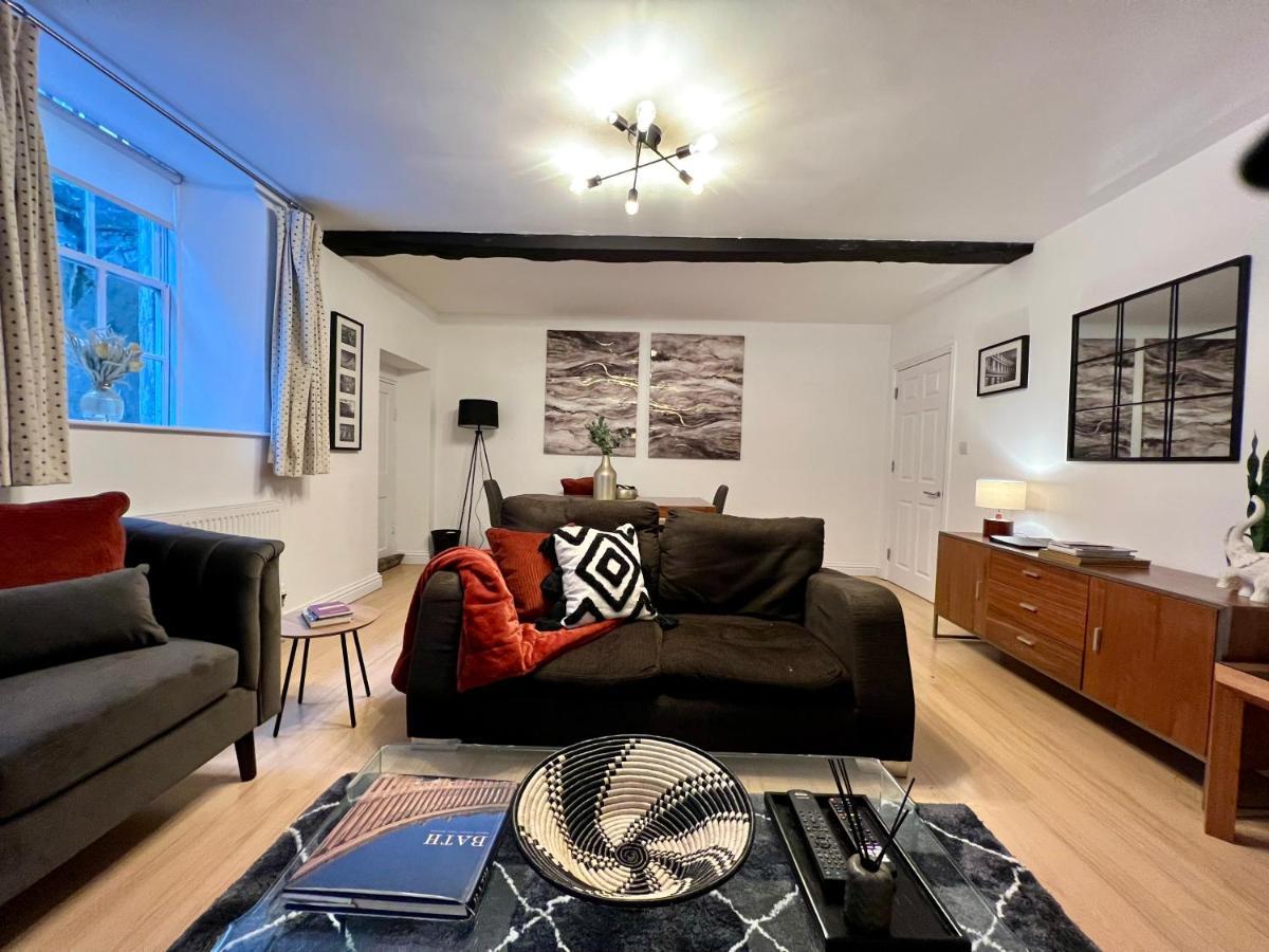 Superbly Located 2 Bedroom Luxury Apartment Bath Extérieur photo